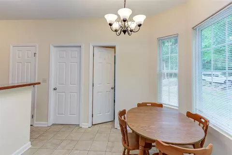 1 Moorefield Ct, Durham, NC 27705 photo 7
