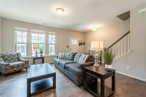 1005 Metropolitan Dr, Durham, NC 27713 photo 8