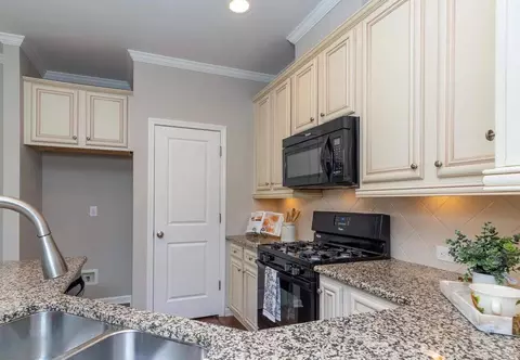 2441 Baslow Dr, Apex, NC 27539 photo 4