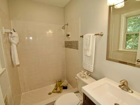 2421 Landis Dr, Durham, NC 27705 photo 15