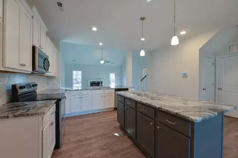 288 Berg St, Smithfield, NC 27577 photo 5