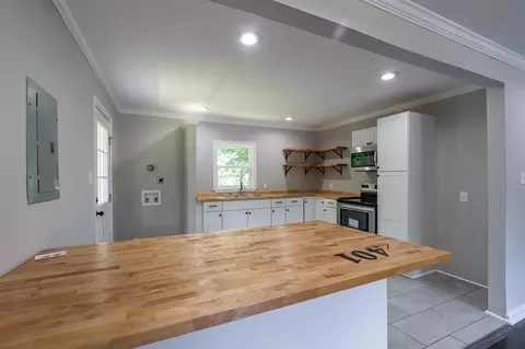 401 Sparella St, Durham, NC 27703 photo 9
