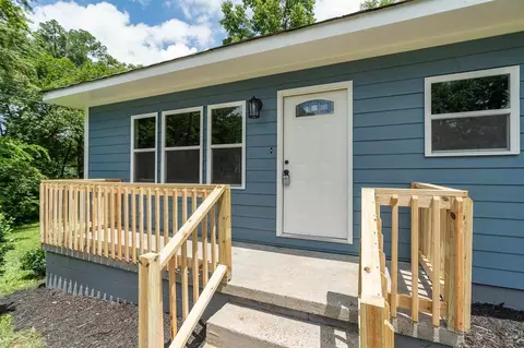 401 Sparella St, Durham, NC 27703 photo 4