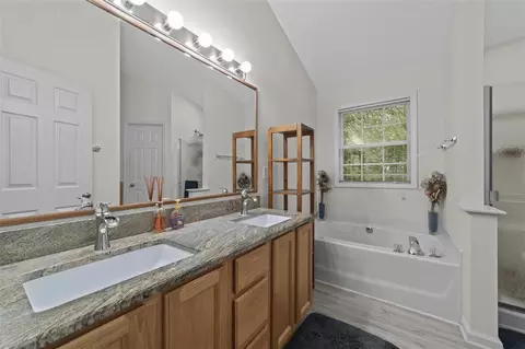 729 Valley Dr, Durham, NC 27704 photo 14