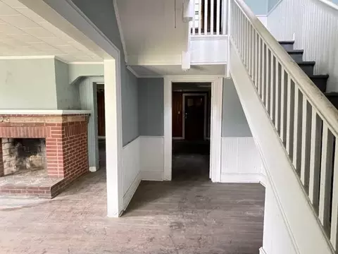202 E Pender St, Wilson, NC 27893 photo 2