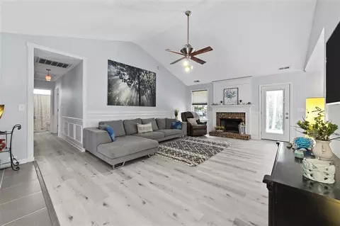 536 Crossview Ln, Durham, NC 27703 photo 5