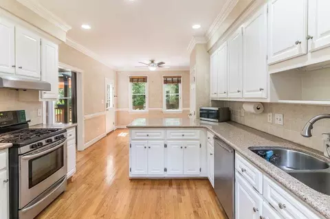 11 Bland Spring Pl, Durham, NC 27713 photo 10