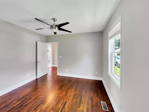 515 E Lee St, Smithfield, NC 27577 photo 20