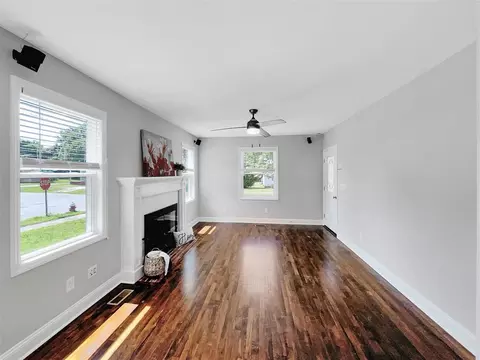 515 E Lee St, Smithfield, NC 27577 photo 7