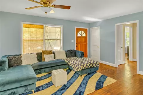 3204 Cole Mill Rd, Durham, NC 27712 photo 4