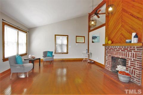 2204 Summit St, Durham, NC 27707 photo 3