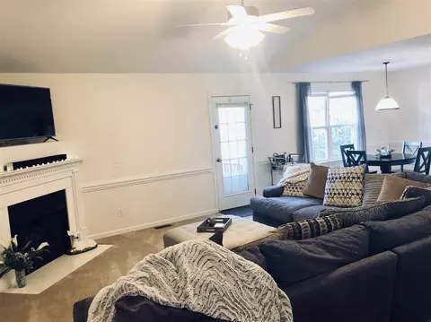 38 Pebblestone Ct, Willow Spring, NC 27592 photo 8