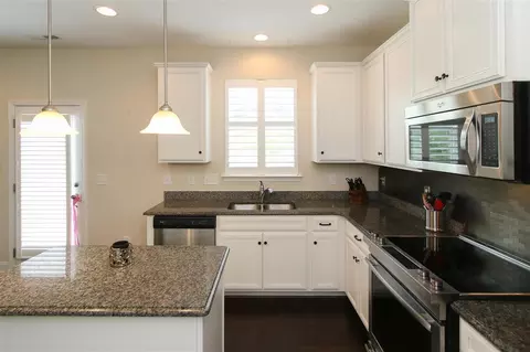 2220 Longshadow Dr, Graham, NC 27253 photo 10