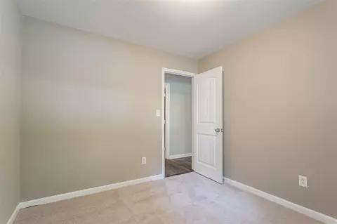 5513 Roslyn Rd, Durham, NC 27712 photo 14