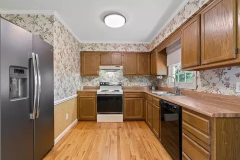 13129 Callens Ln, Willow Spring, NC 27592 photo 9