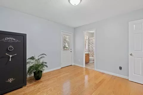 13129 Callens Ln, Willow Spring, NC 27592 photo 17