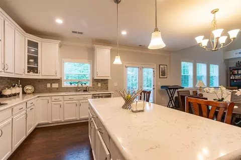 313 Springhurst Ln, Cary, NC 27511 photo 11