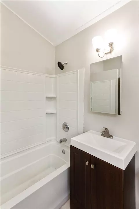 5610 Laurel Crest Dr, Durham, NC 27712 photo 10
