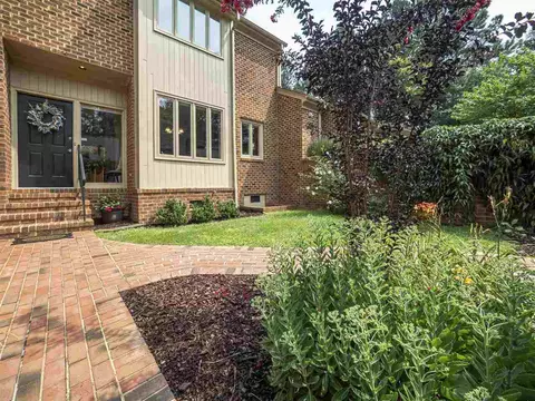 5 Innisfree Dr, Durham, NC 27707 photo 4