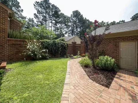 5 Innisfree Dr, Durham, NC 27707 photo 6