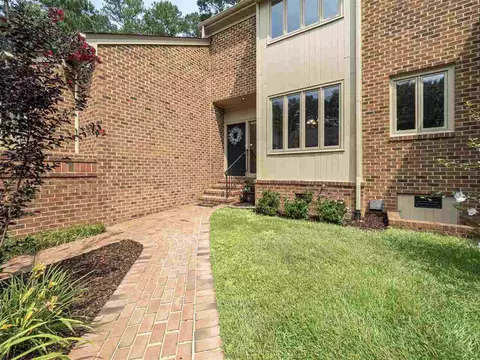 5 Innisfree Dr, Durham, NC 27707 photo 3