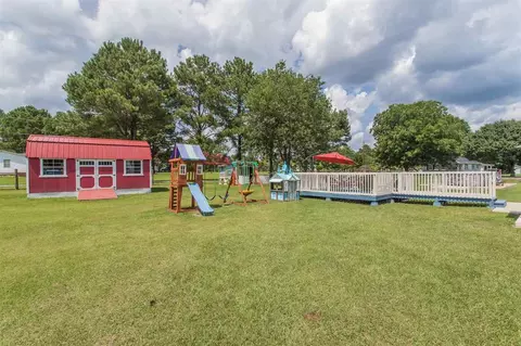 5734 Old Fairground Rd, Benson, NC 27504 photo 23