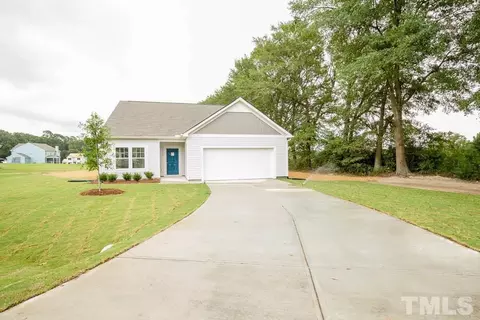 129 Cross Link Dr, Angier, NC 27501 photo 1