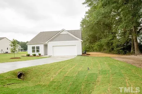 129 Cross Link Dr, Angier, NC 27501 photo 3