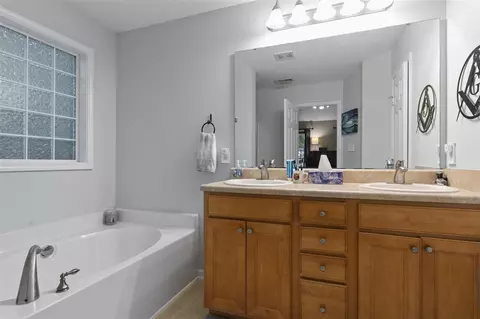 4904 Redgrass Cir, Garner, NC 27529 photo 21