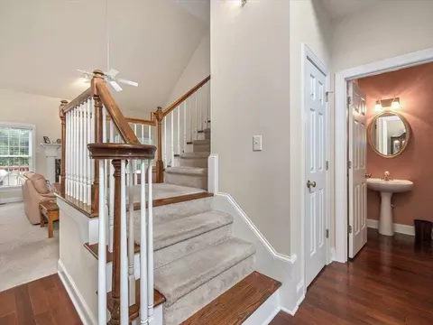 802 Oak Dr, Durham, NC 27705 photo 20