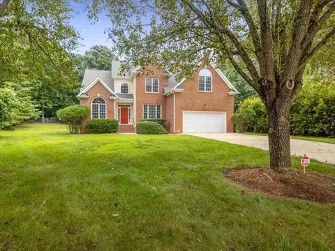 802 Oak Dr, Durham, NC 27705 photo 1