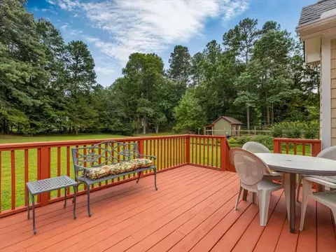802 Oak Dr, Durham, NC 27705 photo 4