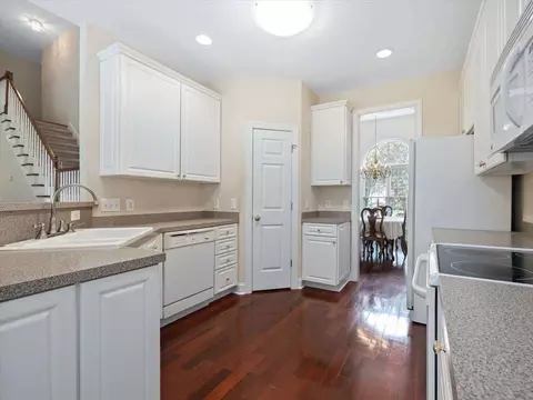 802 Oak Dr, Durham, NC 27705 photo 15
