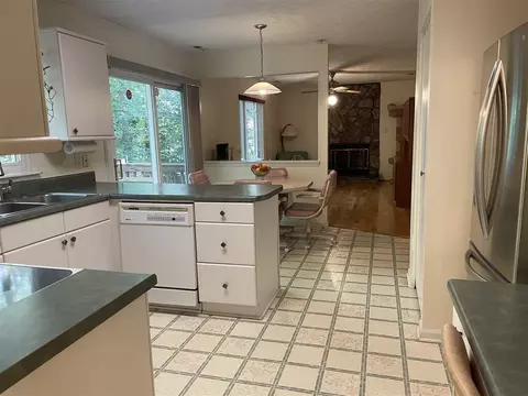 102 Wesker Cir, Durham, NC 27703 photo 5