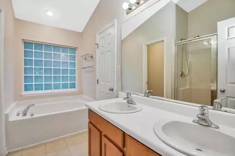 2760 Wyntercrest Ln, Durham, NC 27713 photo 17