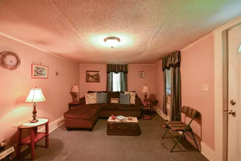 402 Wondertown Dr, Erwin, NC 28339 photo 4