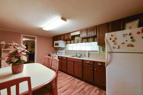 402 Wondertown Dr, Erwin, NC 28339 photo 8