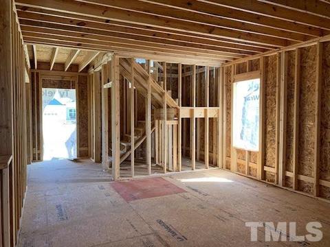 38 Lowery Ln, Benson, NC 27504 photo 5