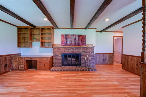 5574 Raleigh Rd, Benson, NC 27504 photo 8