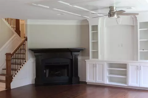 216 Cloverdale Dr, Durham, NC 27703 photo 5