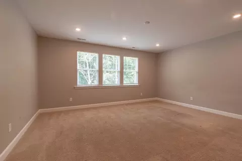 305 Silverhawk Ln, Durham, NC 27703 photo 18