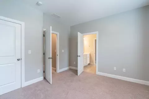 305 Silverhawk Ln, Durham, NC 27703 photo 29