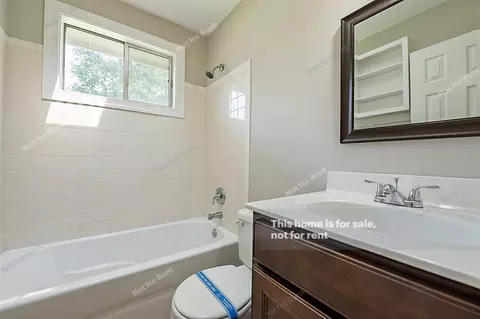 2016 Bowman Ln, Raleigh, NC 27610 photo 6