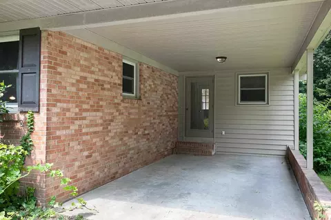 26 Fellowship Dr, Durham, NC 27704 photo 2