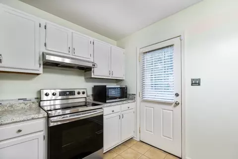 11 Wetherburn Pl, Durham, NC 27703 photo 8