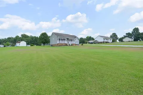 320 Old Roberts Rd, Benson, NC 27504 photo 5