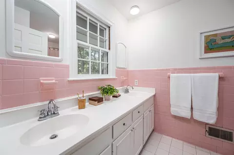 549 Continental Dr, Durham, NC 27712 photo 14