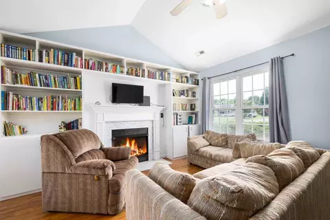 1557 Ella Ln, Stem, NC 27581 photo 7