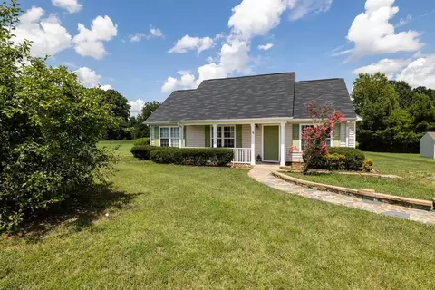 1557 Ella Ln, Stem, NC 27581 photo 2