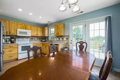 1557 Ella Ln, Stem, NC 27581 photo 10